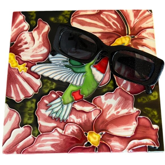 EN VOGUE Hand-Crafted 3D Hummingbird Art Tile Freestanding Hanging 8" Sq READ - Picture 2 of 15